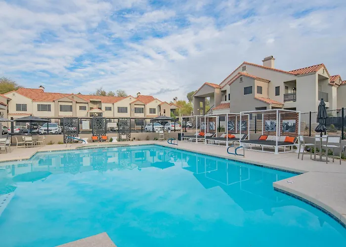 Family Retreat Pool Hot Tub Tennis & King Bd Appartamento *